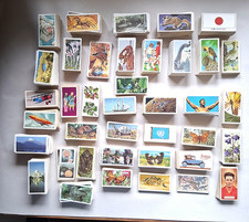 Sorted 1.5Kg of tea cards mainly Brooke Bond and some others duplicates