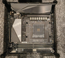 GIGABYTE B550I AORUS PRO AX Mini-ITX Socket AM4 Motherboard