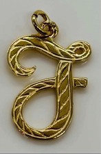 Beautiful 9ct F initial