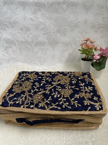 Jewellery organiser pouch with - jewellery,