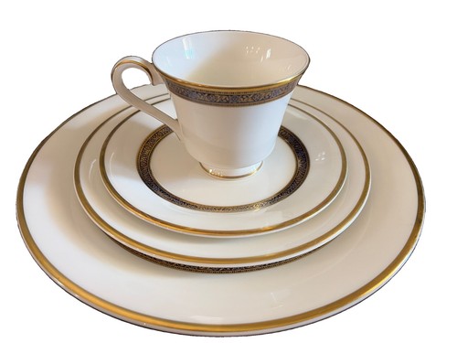 Royal doulton fine - royal,
