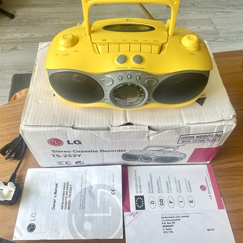 Vintage y2k yellow radio - yellow,