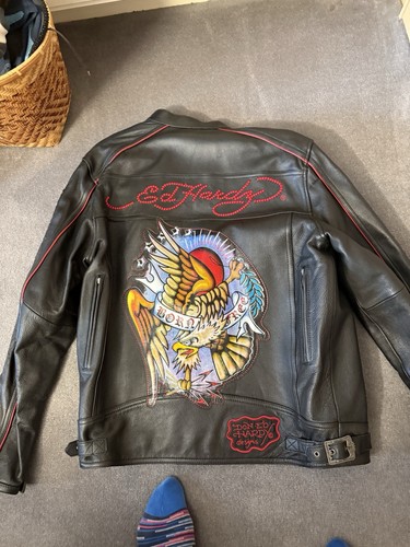 Hardy born free - “born, free”