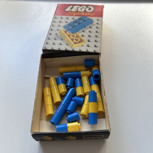 Lego system 223 - box, &