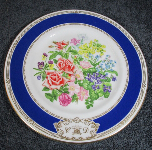 Lovely vintage royal doulton - lovely,