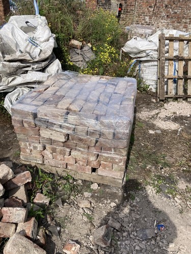Reclaimed cheshire bricks - cheshire,