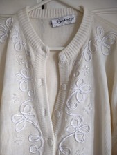 Berkertex Size 18-20 Knitted Cream Cardigan with Pretty Front Detail