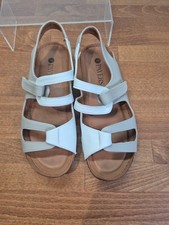 Ladies Pavers Grey And White