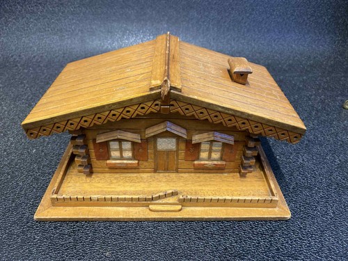 Vintage wooden alpine chalet - wooden,