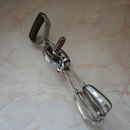 Vintage prestige hand whisk - prestige,