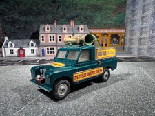 Corgi Toys Land Rover 109 Wb Vote For Corgi Code 3 Fun Fair Conversion + winch