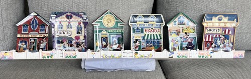 Disney mickey village - mickey's,