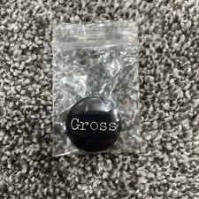 Supreme FW18 Gross Button Pin