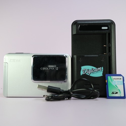 Nikon digital camera coolpix - digital,