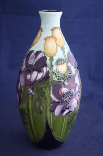Moorcroft plum poppy 24cm - plum,