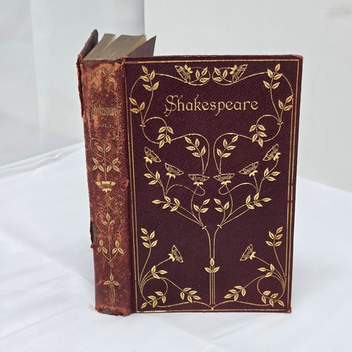 Vintage shakespeare comedies - vintage, shakespeare's