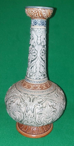 Stunning persian ware vase - stunning,