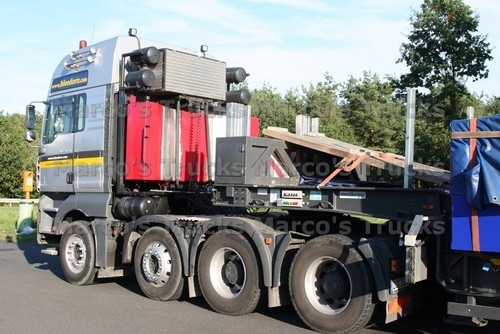 Truck photo mercedes - truck,
