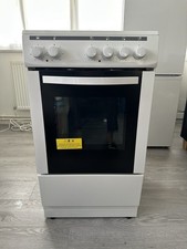 Essentials CFSE60W18 60 cm