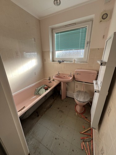Vintage bathroom suite - bathroom,