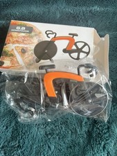 G.A. Homefavor Pizza Cutter Bike Bicycle Non Stick Stainless Steel Boxed New