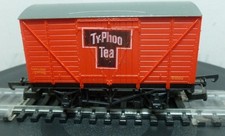 Lima Closed Vent Van Typhoo Tea vintage model railway train wagon