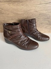 Women’s m&s FootGlove brown