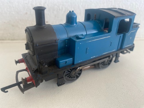 Hornby triang loco - hornby, no9