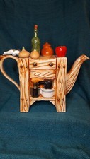THE TEAPOTTERY Designs Teapot