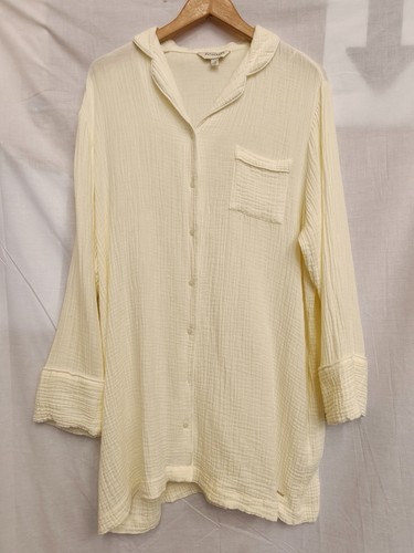 Autograph cream colored - autograph, cream-colored