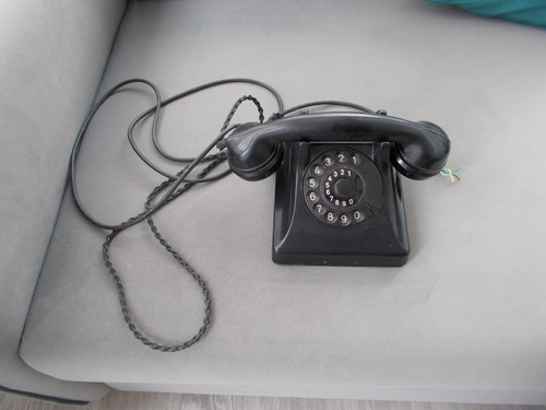 Vintage black bakelite - vintage,