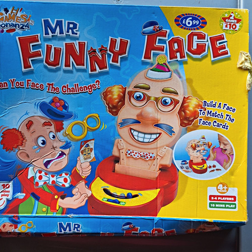 Game zone funny face - game,