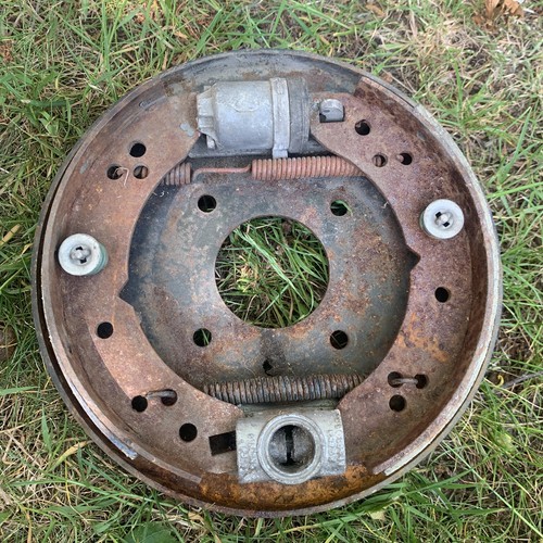 Triumph herald rear brake - rear, drum