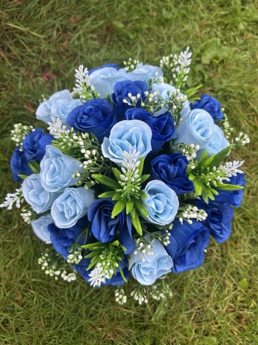 Artificial blue flowers grave - blue,