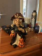 Witch With Pumpkins Figurine 