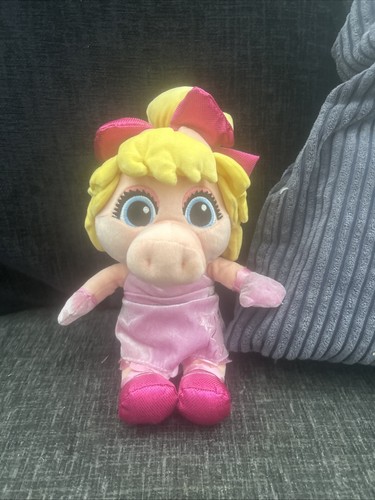 Miss piggy plush toy - miss,