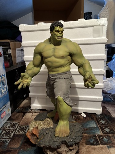Sideshow hulk maquette statue - sideshow,