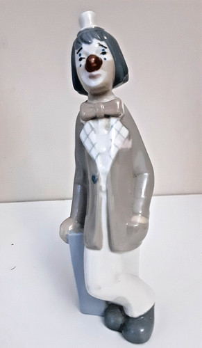Casades figurine ceramic - figurine,