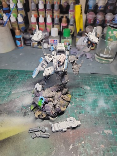 Ghost keel battlesuit - keel,