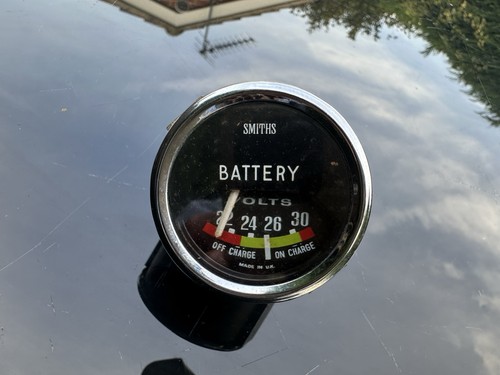 Smiths volts battery gauge 24v - smiths,