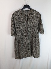 Boohoo Ladies casual dress size 8 animal print short sleeve button
