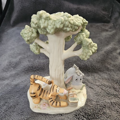 Lenox disney sculptural - disney,