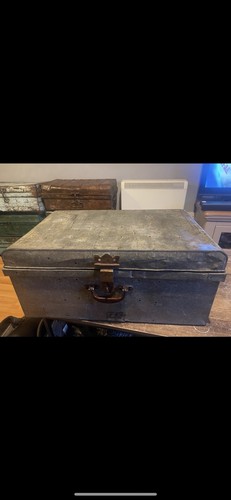 Vintage metal storage box - vintage,