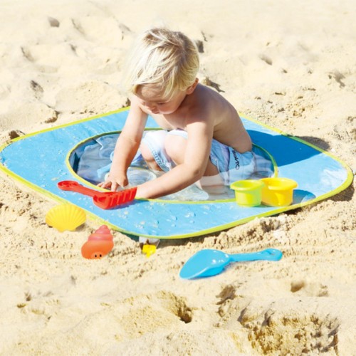 Outdoor splash and - outdoor, sand