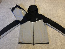 Nike Tech Fleece Tracksuit Set - Grey & Black - Mens Medium - Very Good++