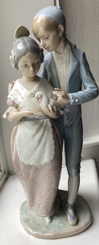 Nao lladro porcelain figurine - lladro,