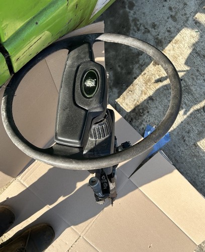 Black steering wheel jaguar - black,