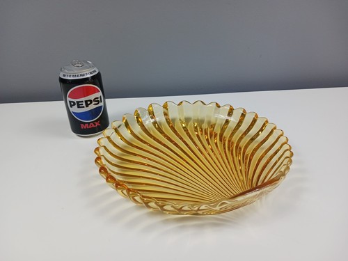 Large shell shaped amber - shaped, glass
