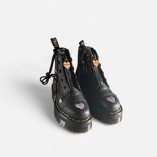 Dr. Martens Heart Accent Lace