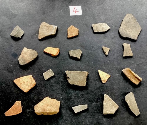 Quantity roman pottery - quantity, of